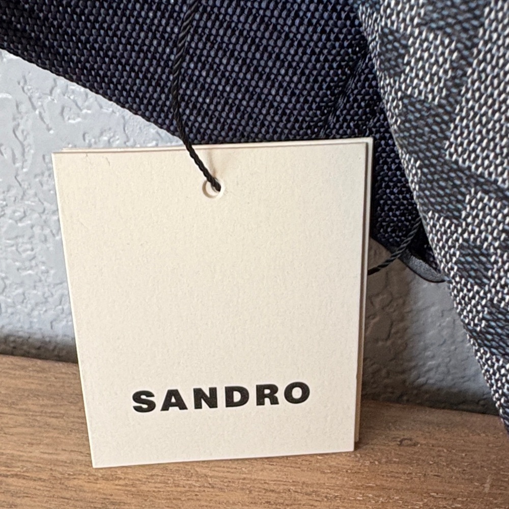 Sandro Black and Gray Patterned Belt Bag - Picture 5 of 12